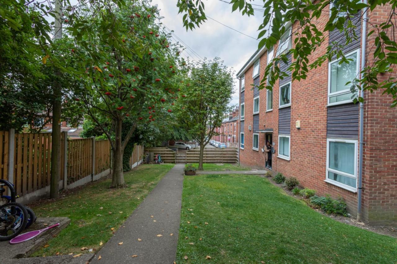 Hanifa Place Leeds (West Yorkshire) Exterior foto